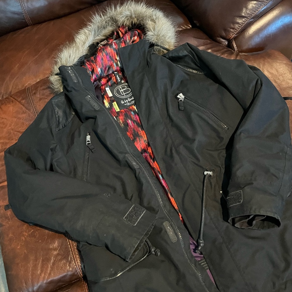 Burton Black women’s Puffer Jacket with Fur Hood